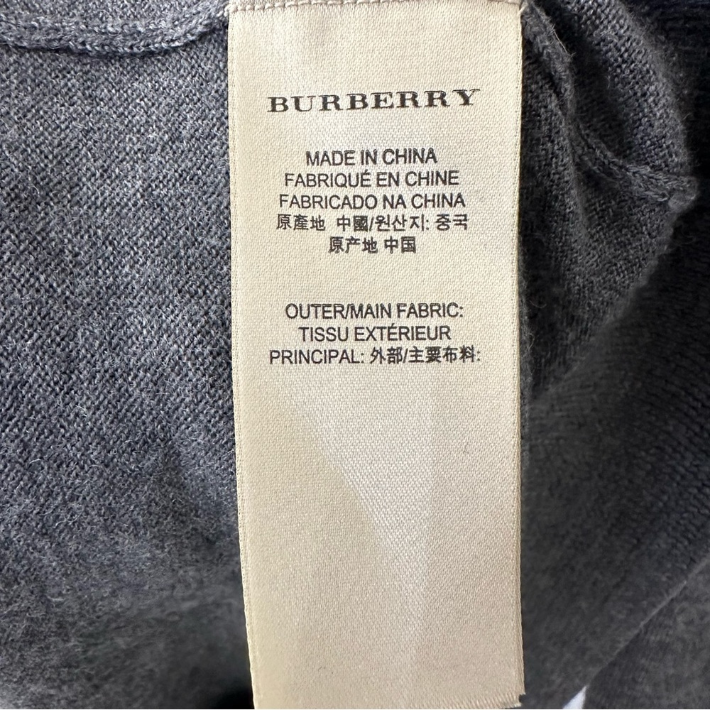 Burberry Brit Extra Fine Merino Wool V-Neck Sweater in Gray, Size XL - Picture 7 of 10